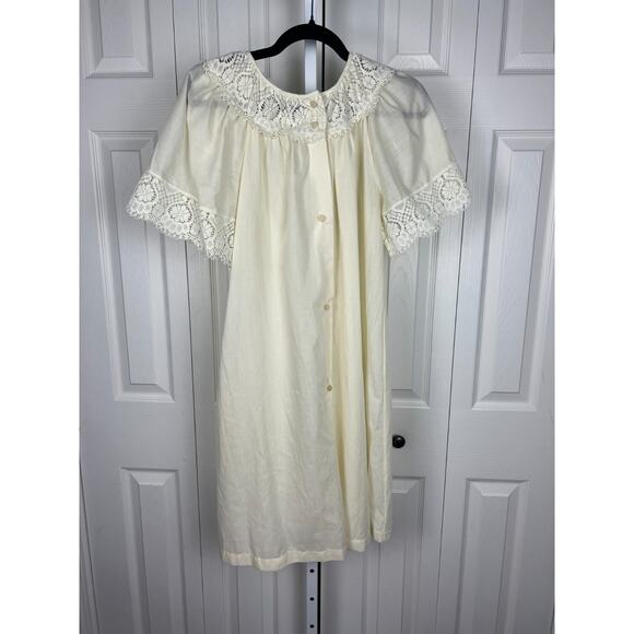Vintage Yellow Gilead Lace Button Front House Robe Dress Coat Granny Chic Small - Picture 6 of 7